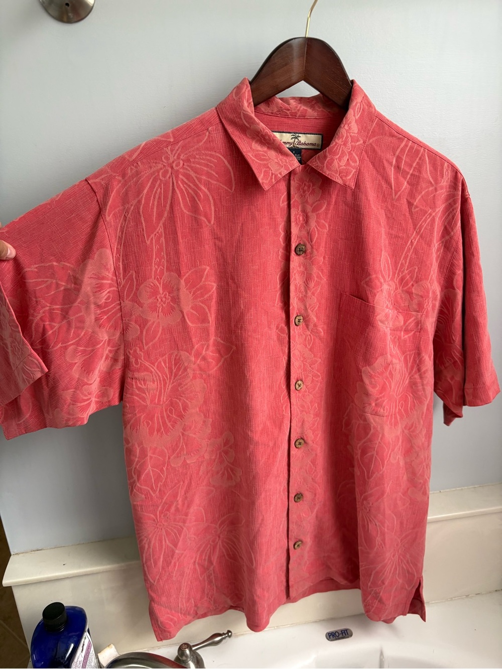 Tommy Bahama 100 percent silk floral short sleeve button down sz small